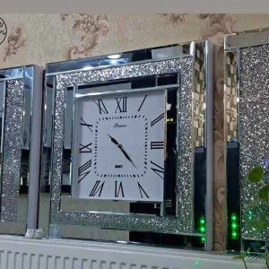 ساعت دیواری آینه‌ای نگین‌دار
