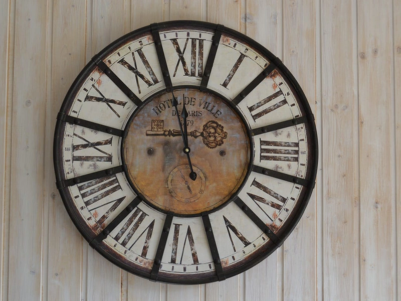 خرید ساعت دیواری کلاسیک