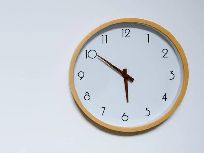 خرید ساعت دیواری تبلیغاتی